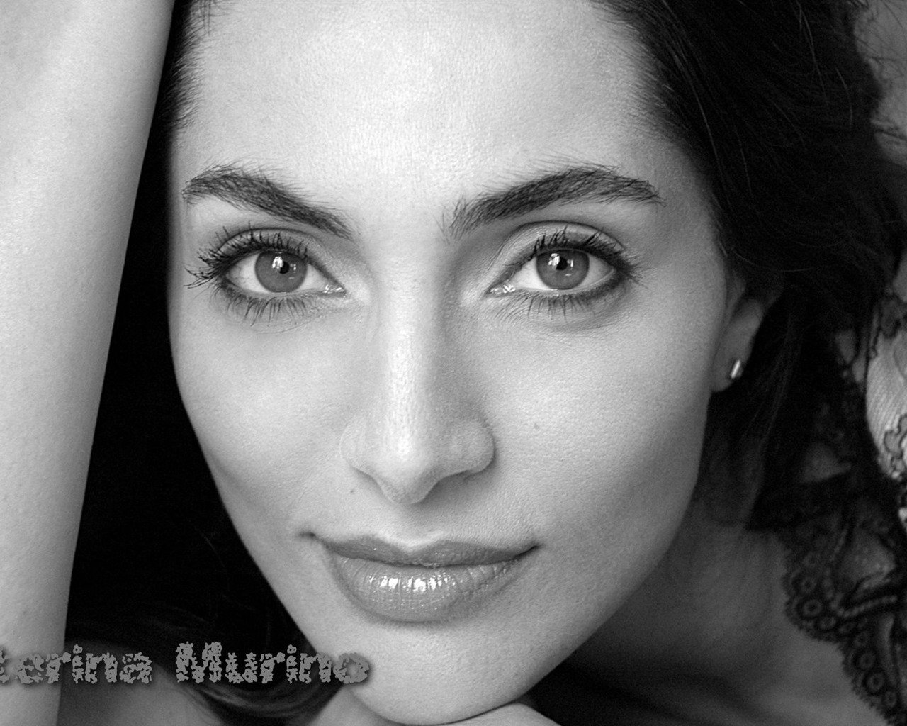 Caterina Murino beautiful wallpaper #3 - 1280x1024