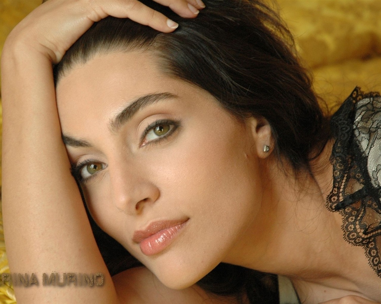 Caterina Murino krásnou tapetu #6 - 1280x1024