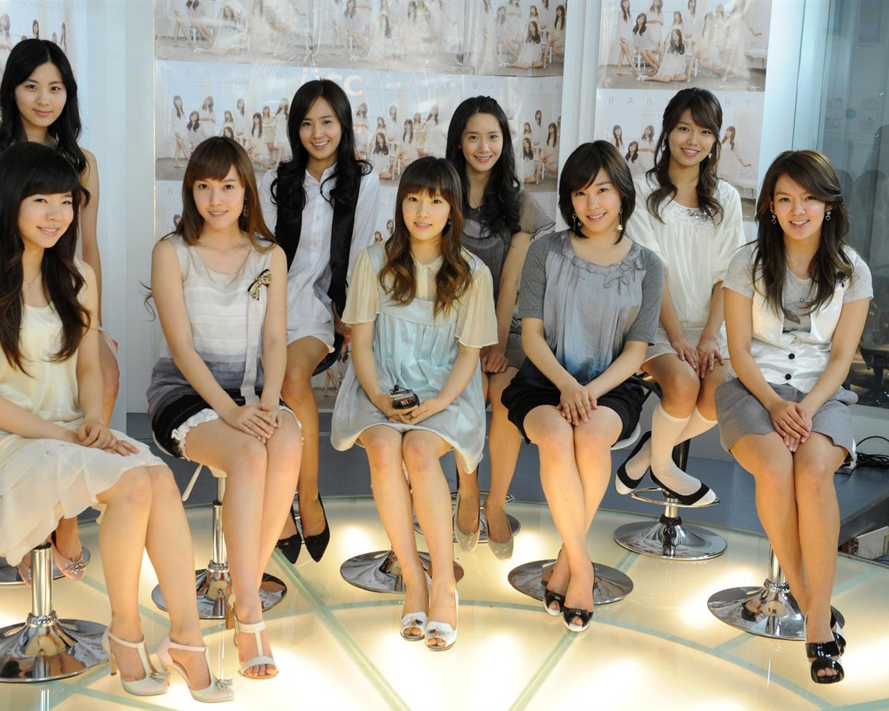 Fond d'écran Generation Girls (2) #6 - 1280x1024