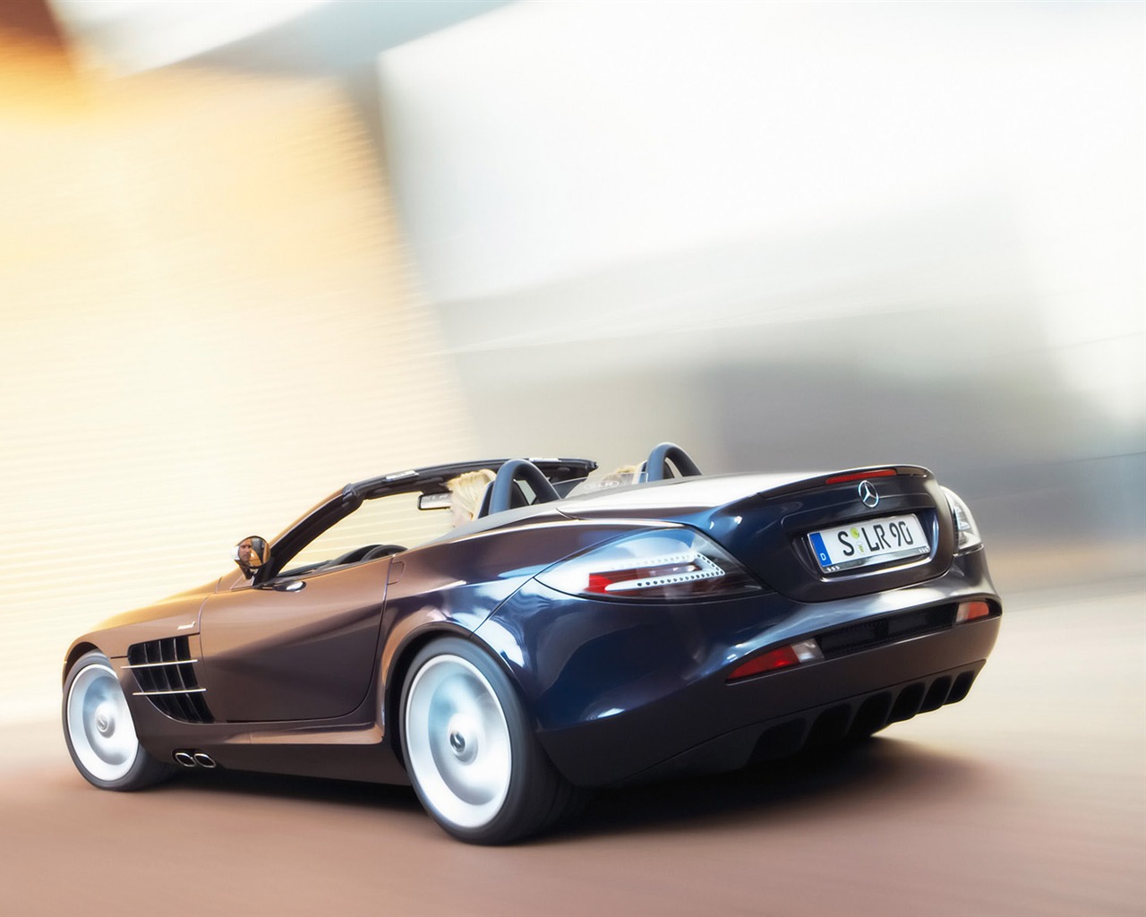 Mercedes tapety (3) #2 - 1280x1024