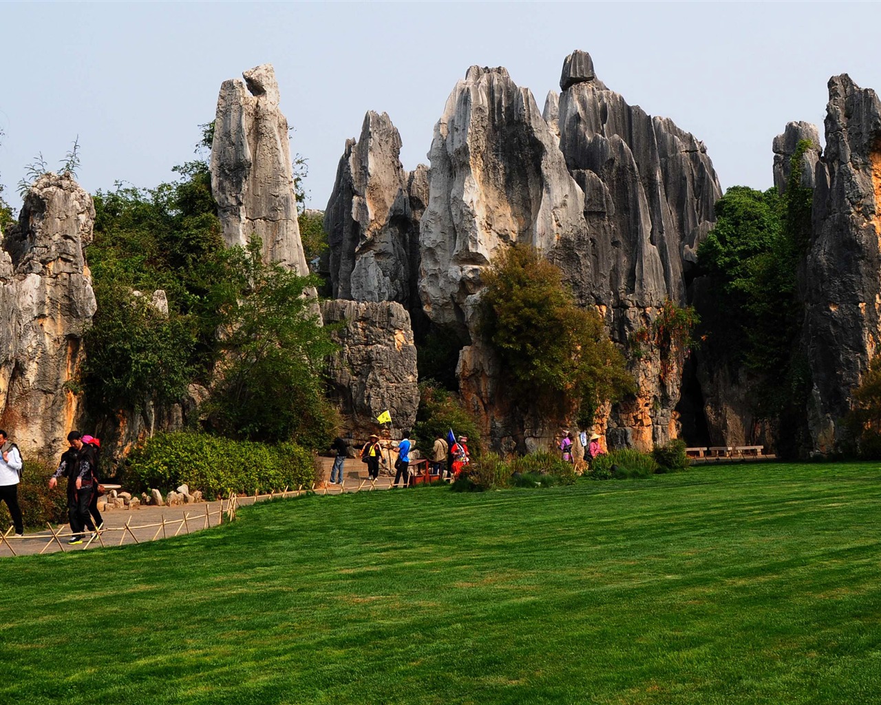 Stone Forest in Yunnan line (2) (Khitan wolf works) #21 - 1280x1024