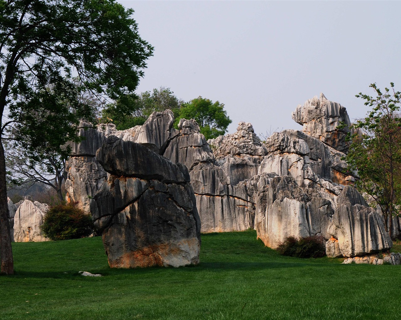 Stone Forest in Yunnan line (2) (Khitan wolf works) #25 - 1280x1024