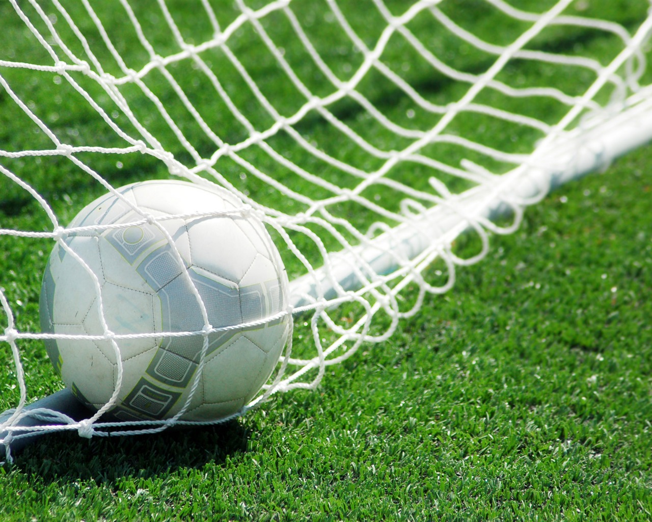 Super fotbal foto tapetu (2) #19 - 1280x1024