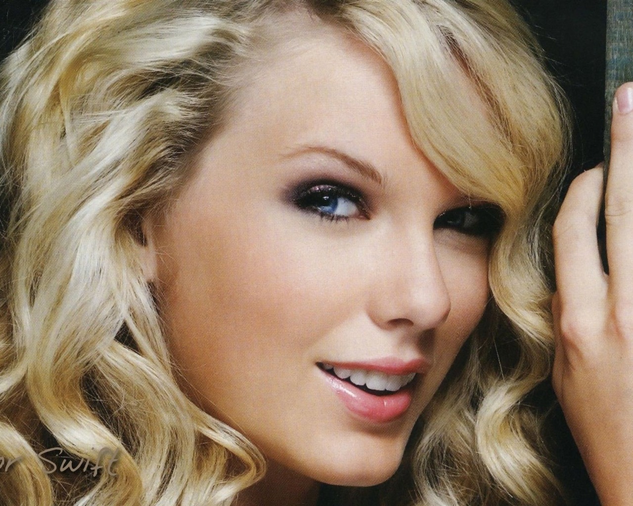 Taylor Swift krásnou tapetu #18 - 1280x1024