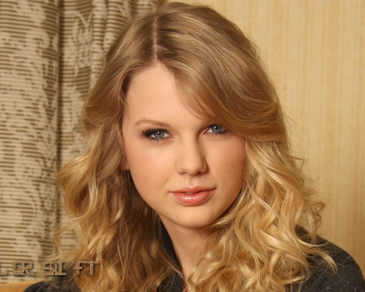 Taylor Swift krásnou tapetu #27 - 1280x1024