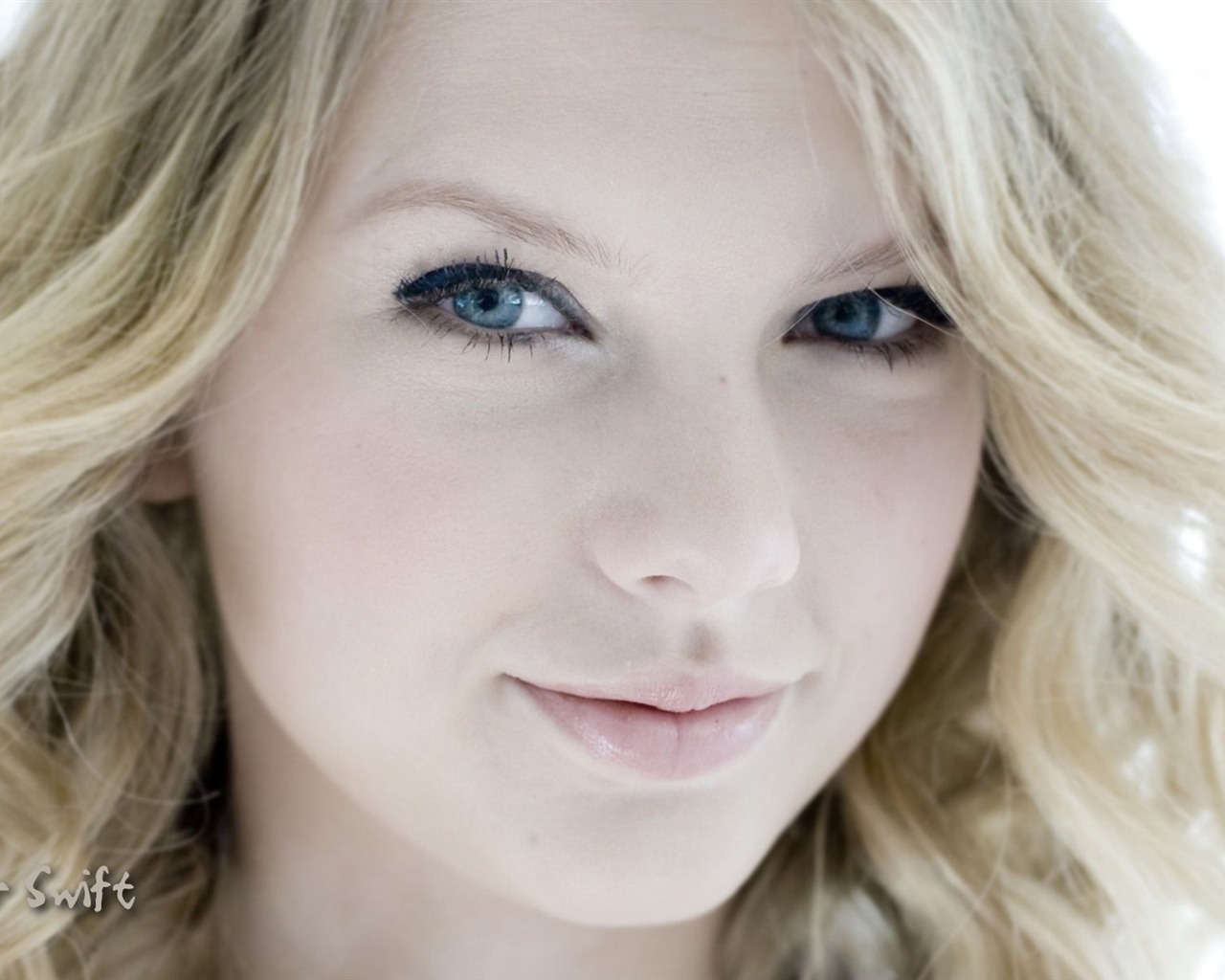 Taylor Swift beautiful wallpaper #34 - 1280x1024