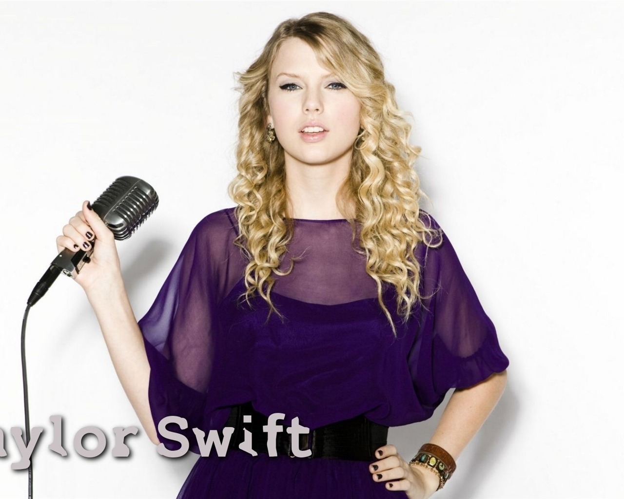 Taylor Swift krásnou tapetu #38 - 1280x1024