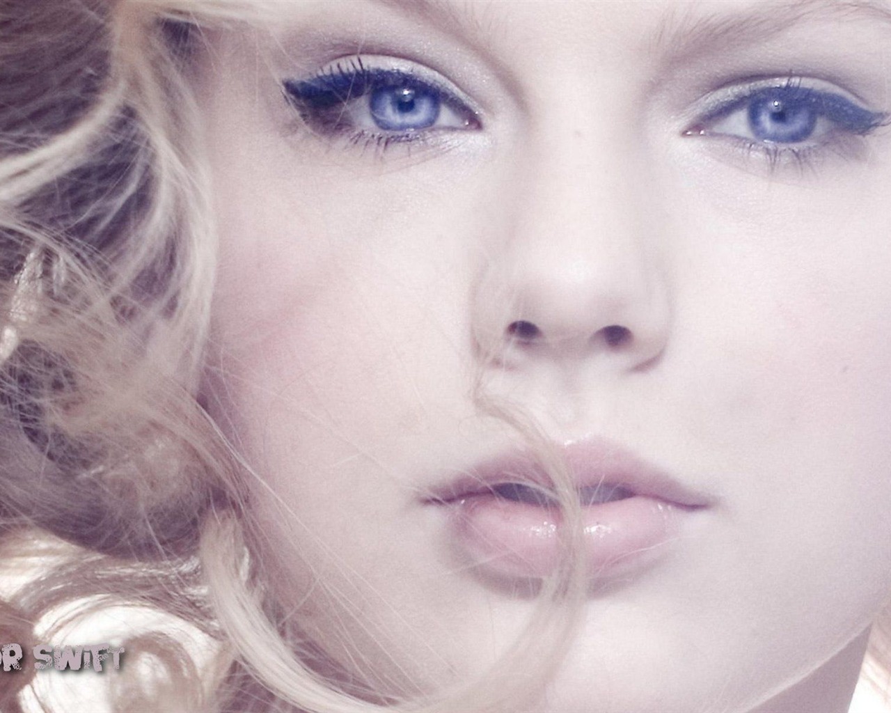 Taylor Swift krásnou tapetu #46 - 1280x1024