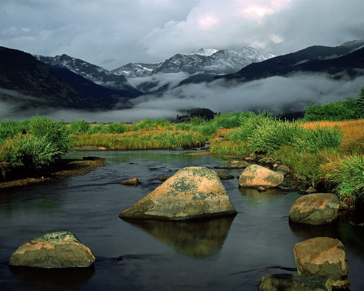 Waterfall streams wallpaper (5) #7 - 1280x1024