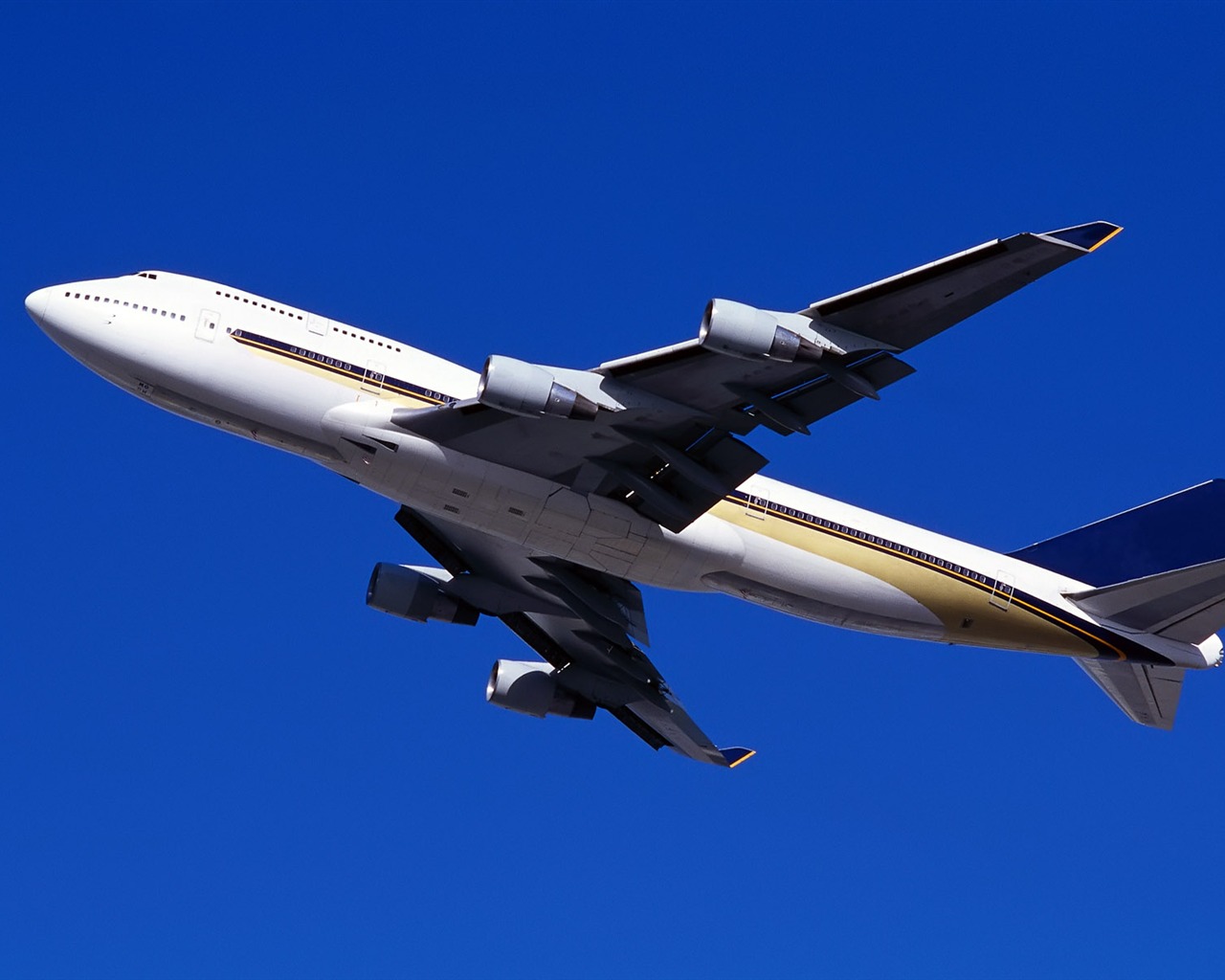 HD wallpaper civil aircraft photo #18 - 1280x1024