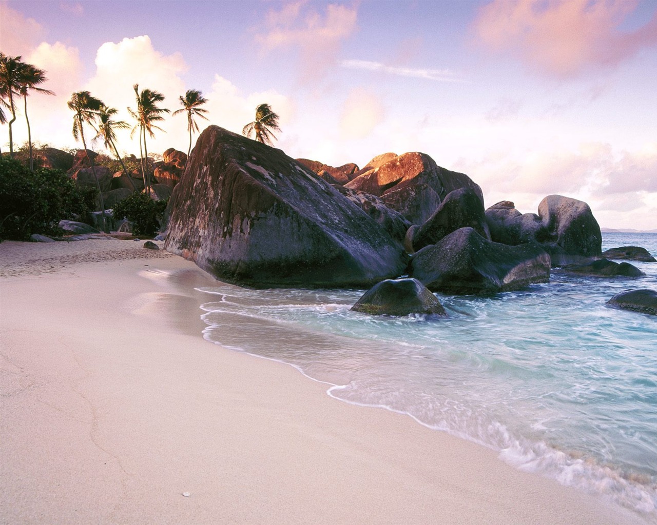 Beach scenery wallpapers (5) #12 - 1280x1024