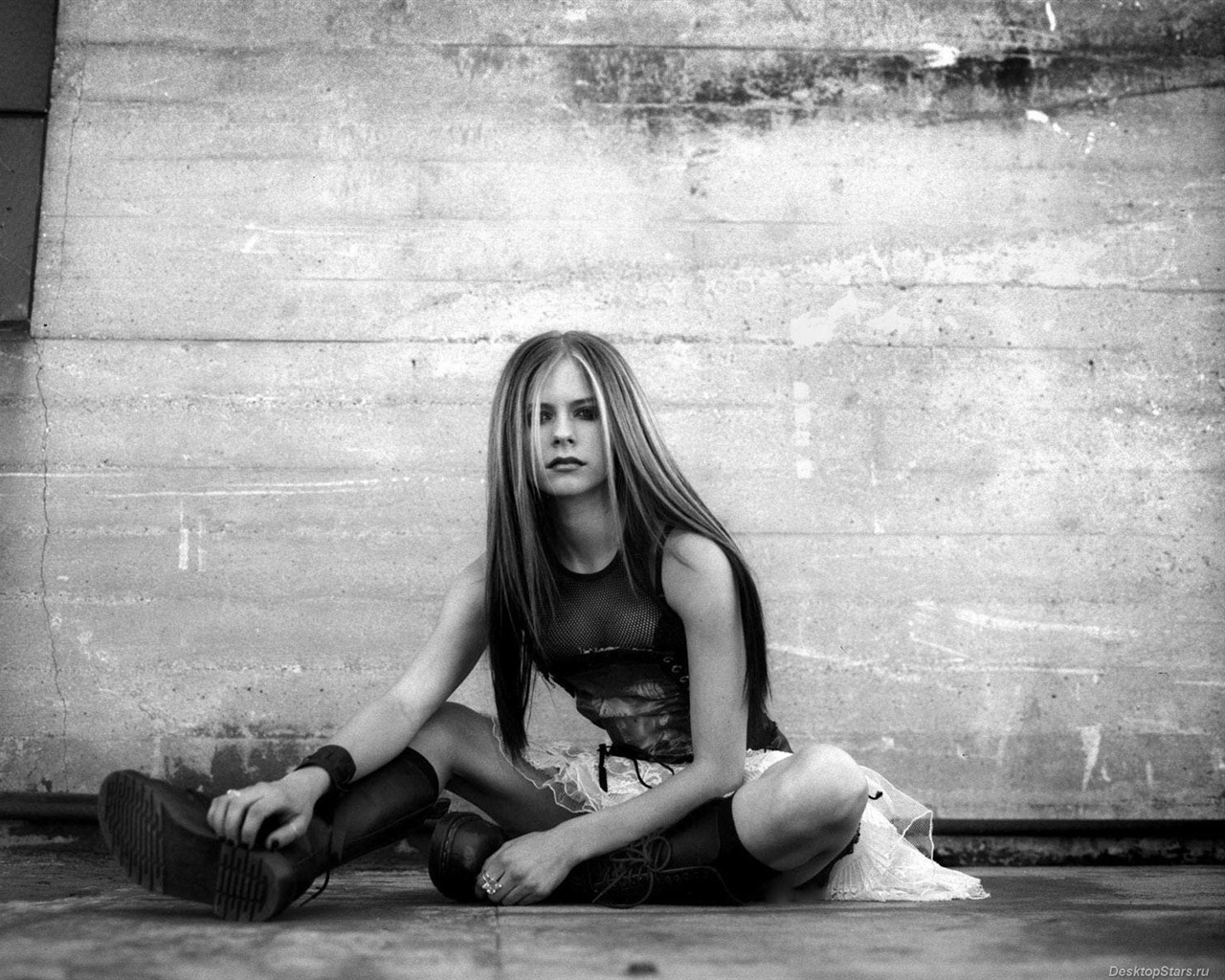 Avril Lavigne krásnou tapetu (3) #7 - 1280x1024