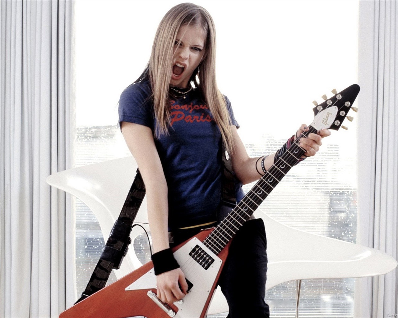 Avril Lavigne krásnou tapetu (3) #20 - 1280x1024
