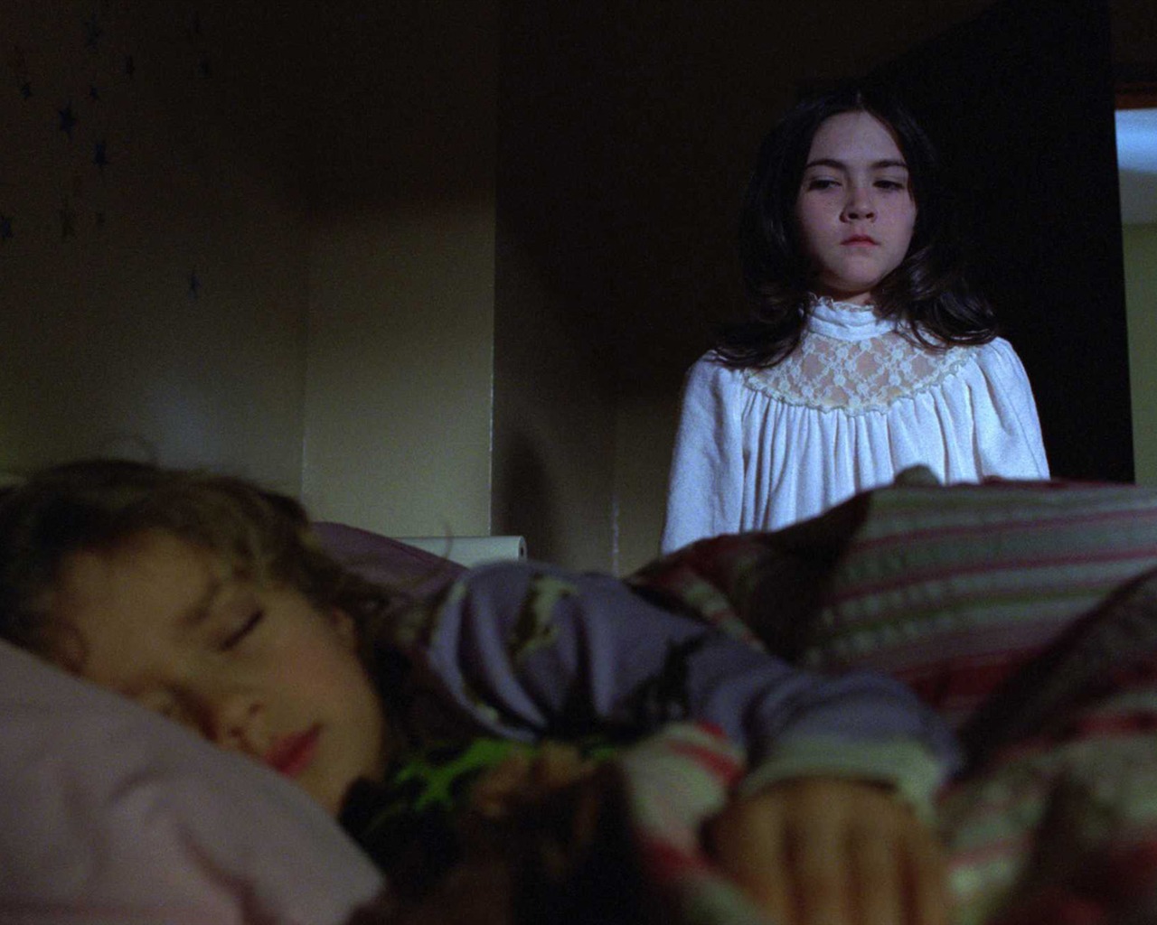 Orphan HD wallpaper #3 - 1280x1024