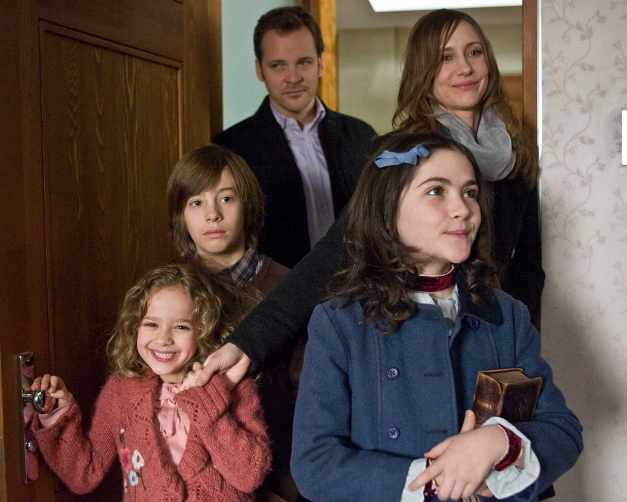 Orphan HD wallpaper #11 - 1280x1024