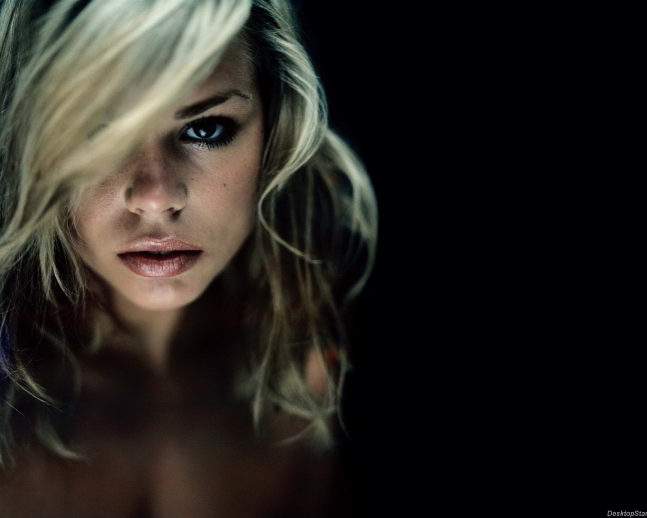Billie Piper 比莉·派佩 美女壁紙 #7 - 1280x1024