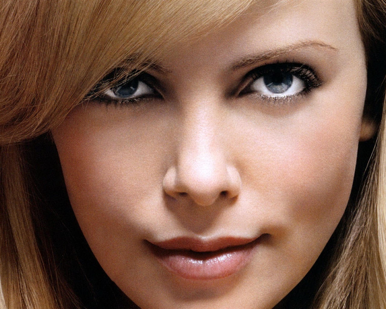 Charlize Theron krásná tapeta (2) #27 - 1280x1024