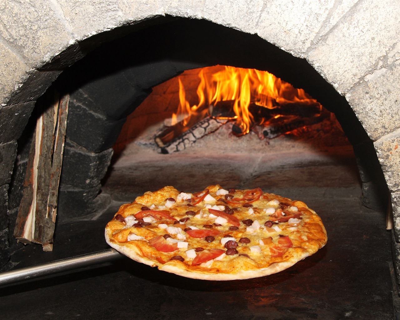 Pizza Jídlo tapety (3) #15 - 1280x1024