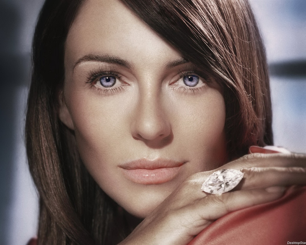 Elizabeth Hurley krásnou tapetu #22 - 1280x1024