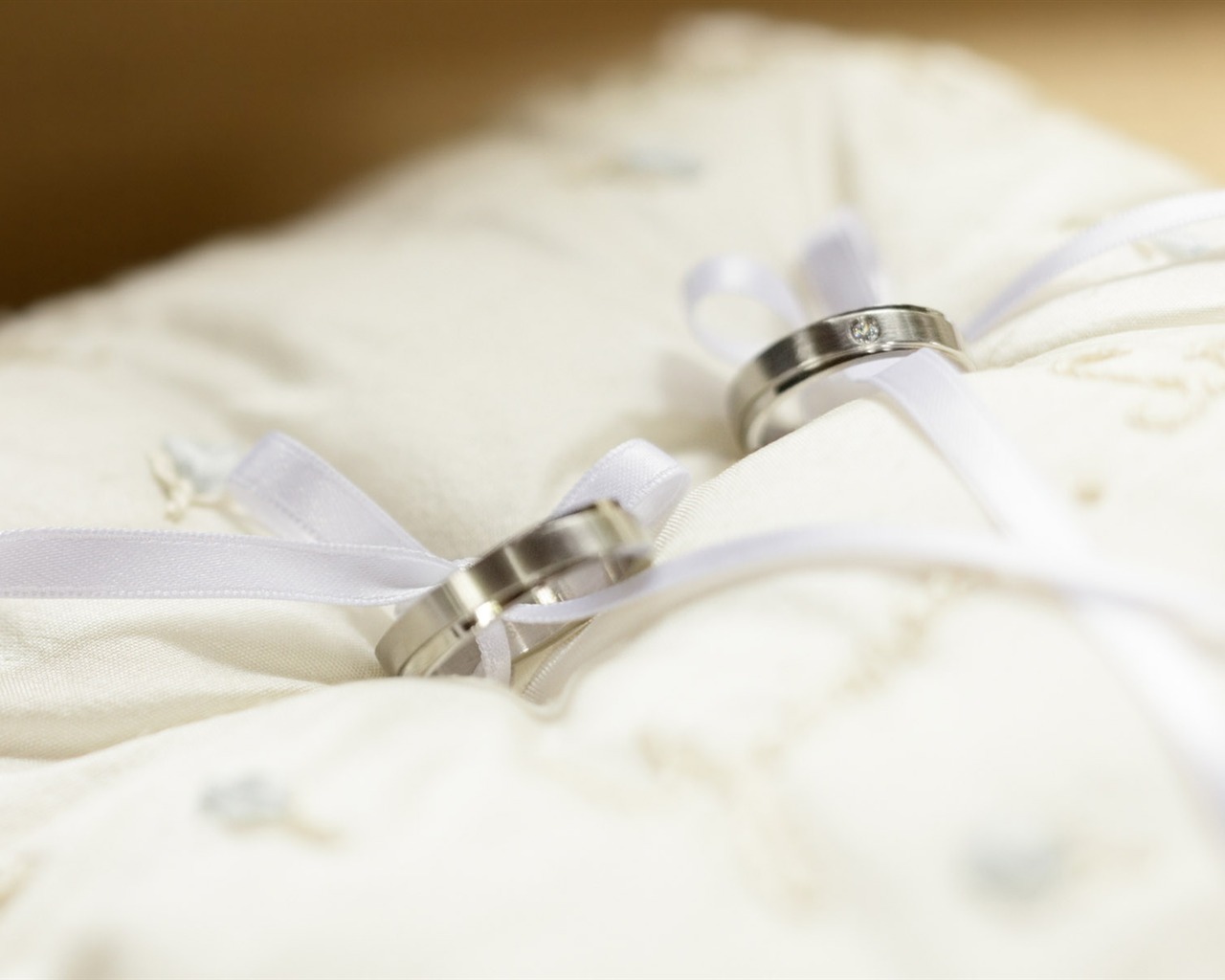 Weddings and wedding ring wallpaper (1) #18 - 1280x1024