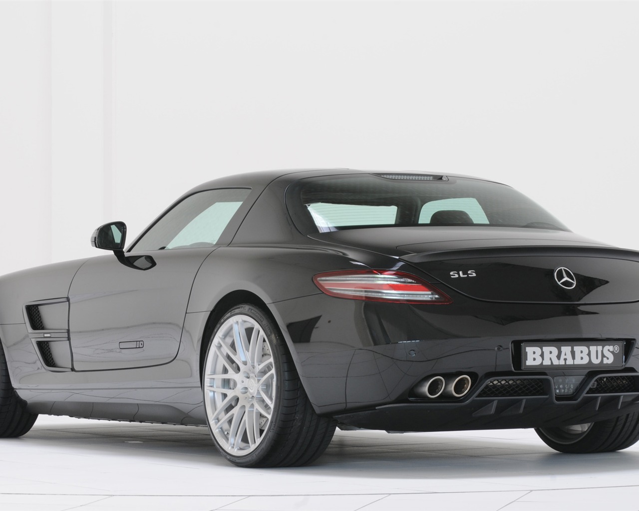 Brabus Mercedes-Benz SLS AMG - 2010 HD wallpaper #13 - 1280x1024