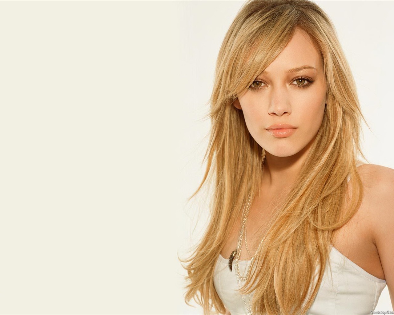 Hilary Duff hermoso fondo de pantalla (2) #1 - 1280x1024