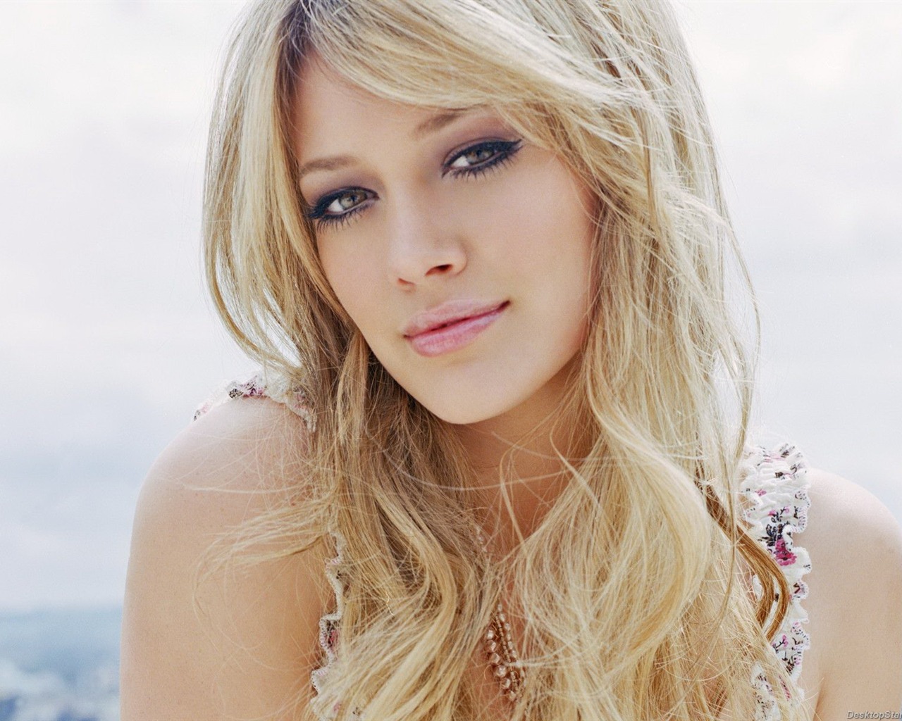 Hilary Duff hermoso fondo de pantalla (2) #16 - 1280x1024