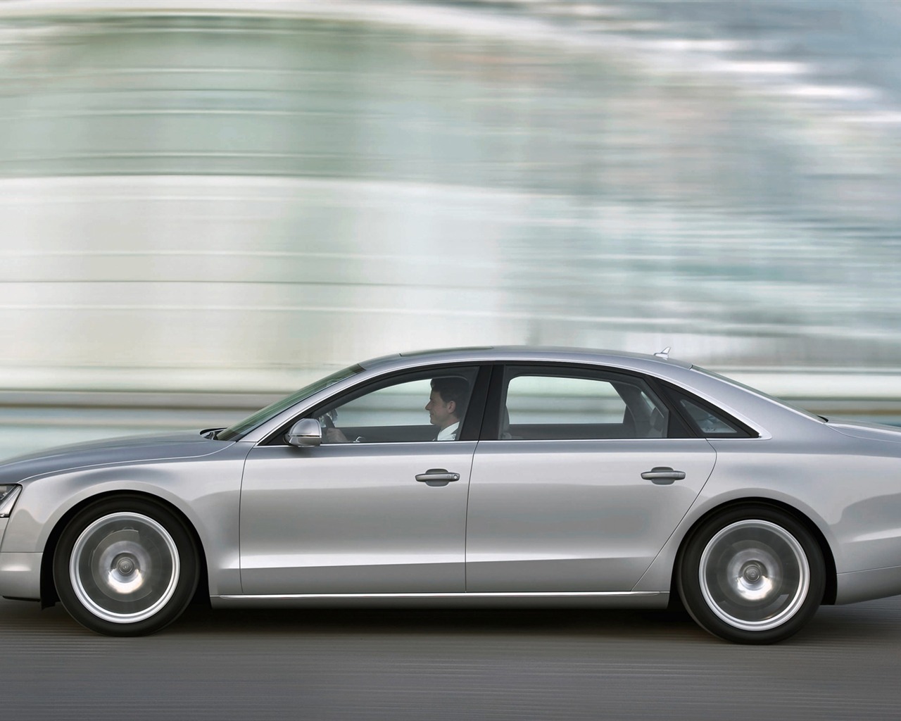 Audi A8 L 3.0 TFSI Quattro - 2010 HD wallpaper #8 - 1280x1024