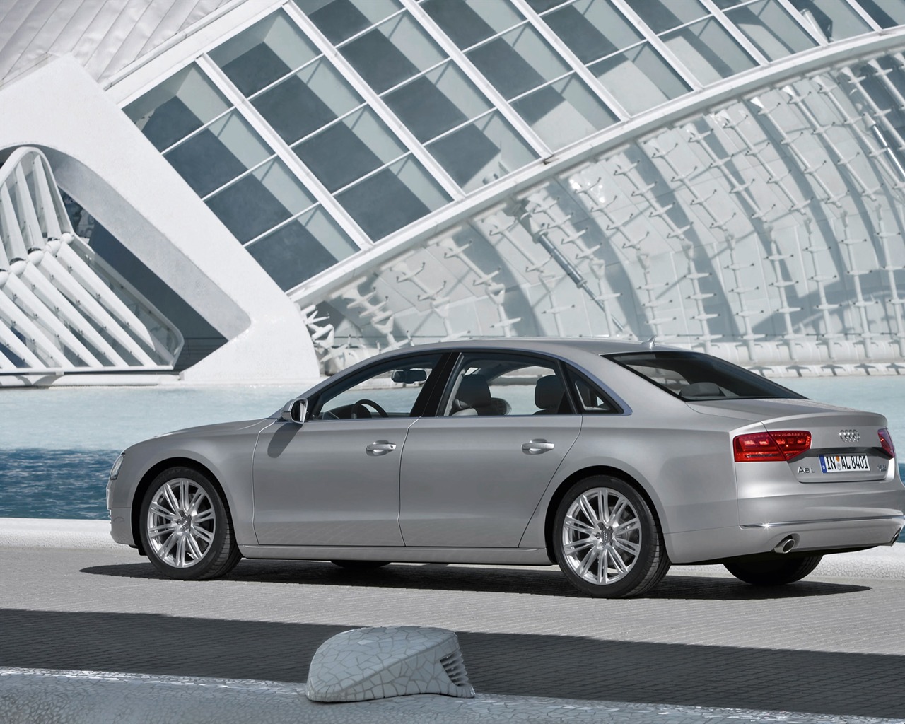 Audi A8 L 3.0 TFSI Quattro - 2010 高清壁纸14 - 1280x1024