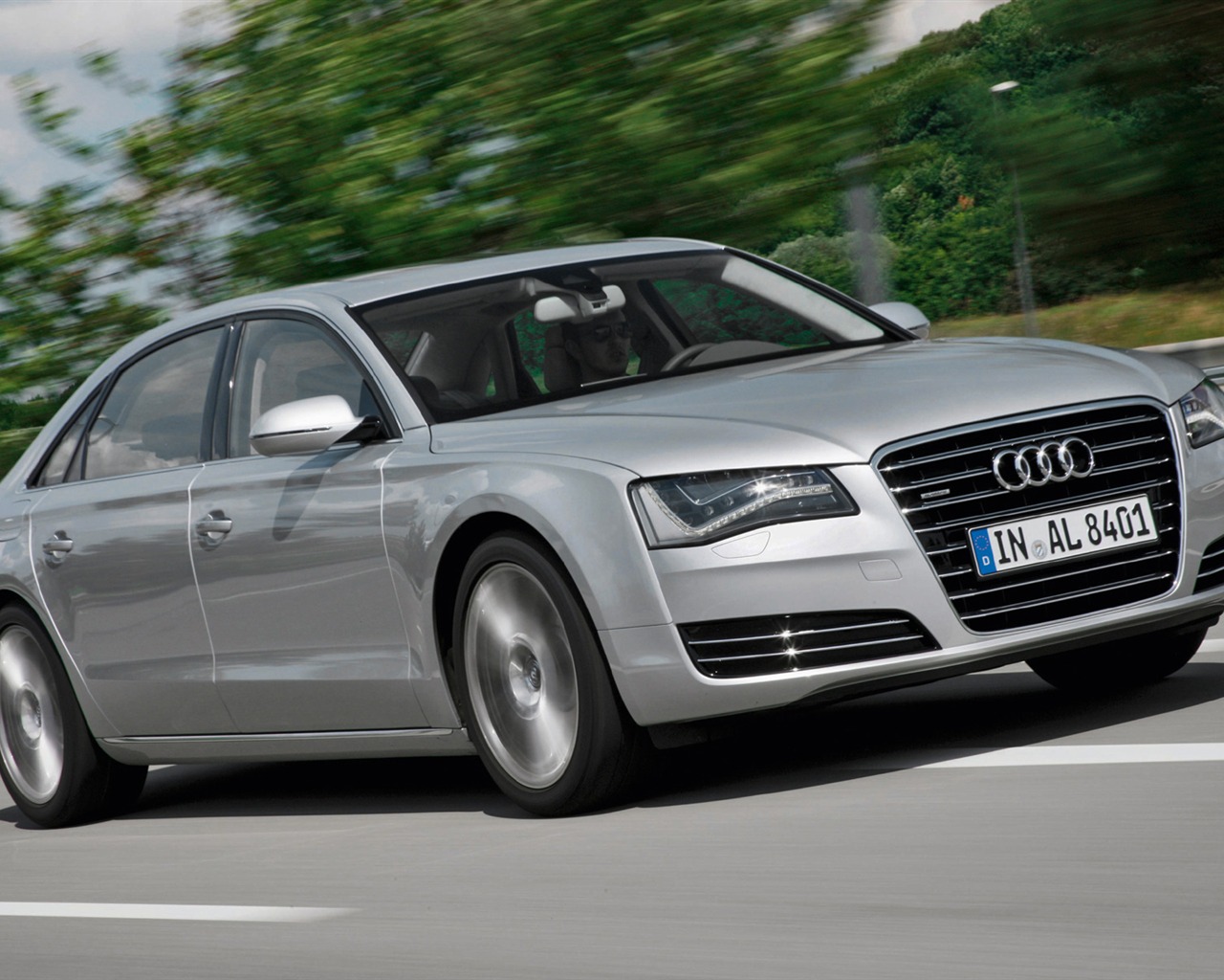 Audi A8 L 3.0 TFSI Quattro - 2010 高清壁纸28 - 1280x1024