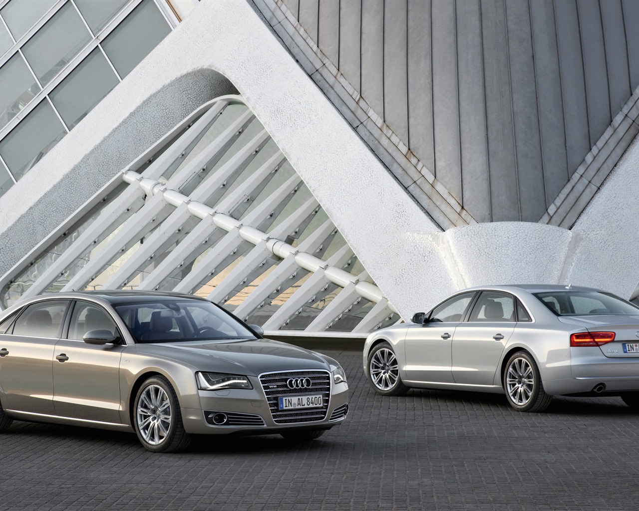 Audi A8 L W12 Quattro - 2010 HD tapetu #3 - 1280x1024