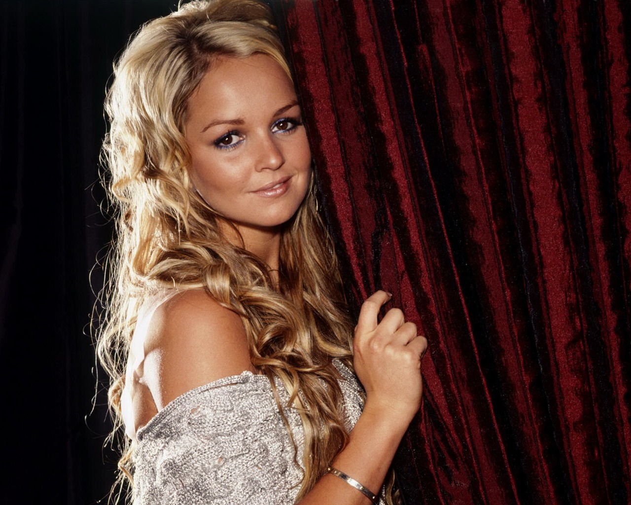 Jennifer Ellison beau fond d'écran (2) #23 - 1280x1024