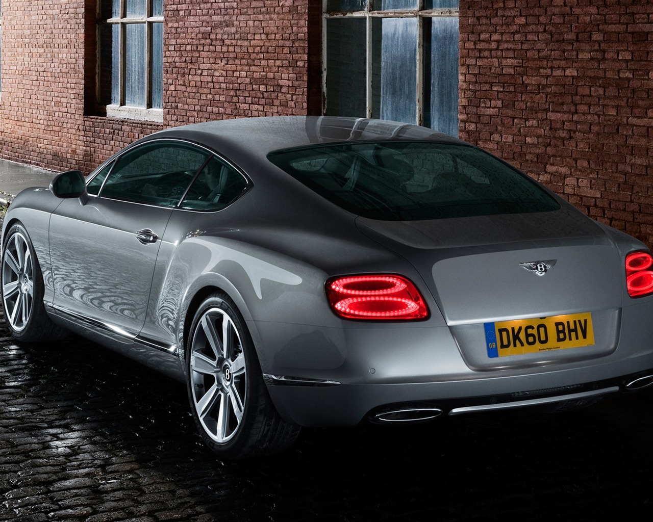 Bentley Continental GT - 2010 HD Wallpaper #22 - 1280x1024