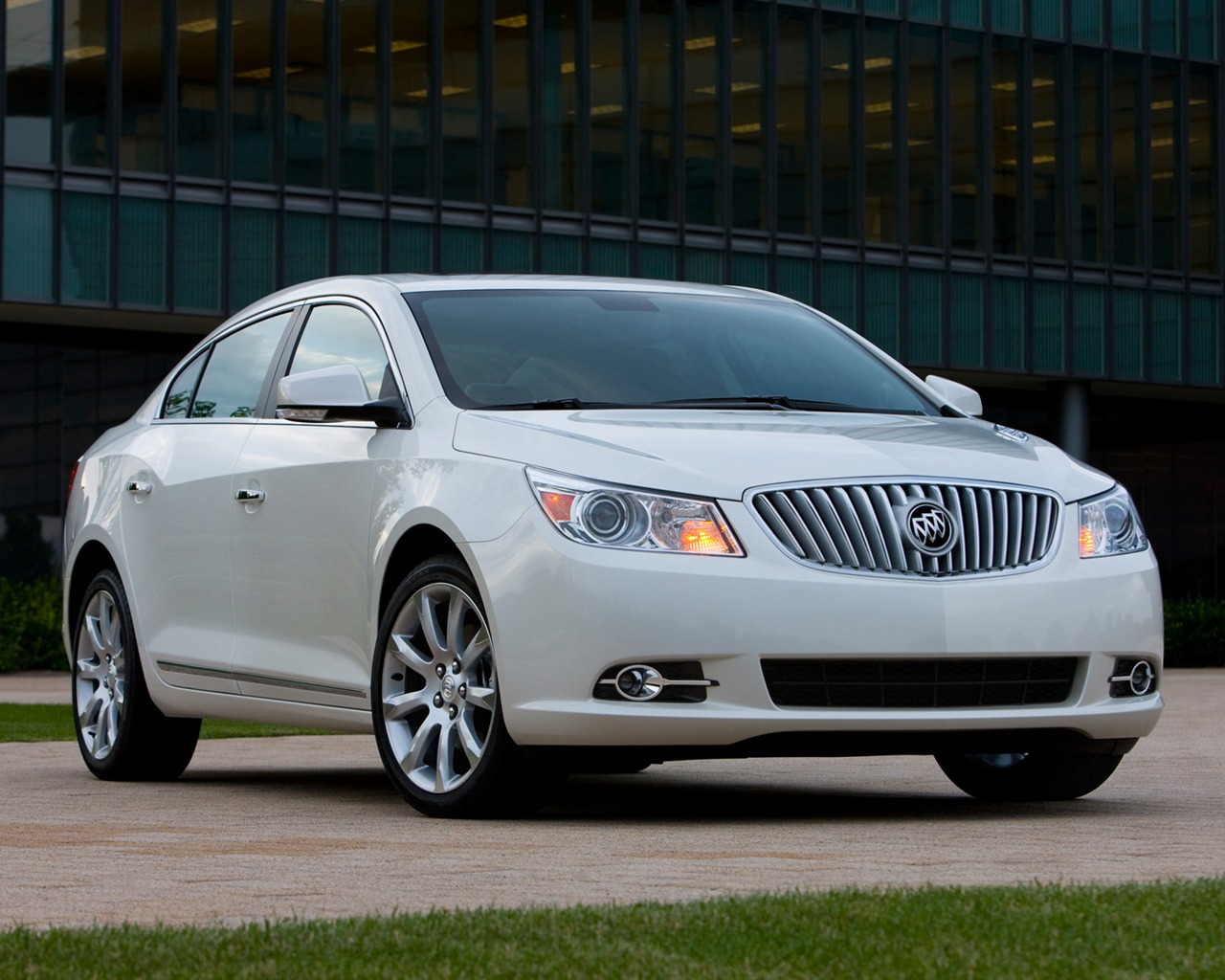 Buick LaCrosse CXS - 2011 HD wallpaper #15 - 1280x1024