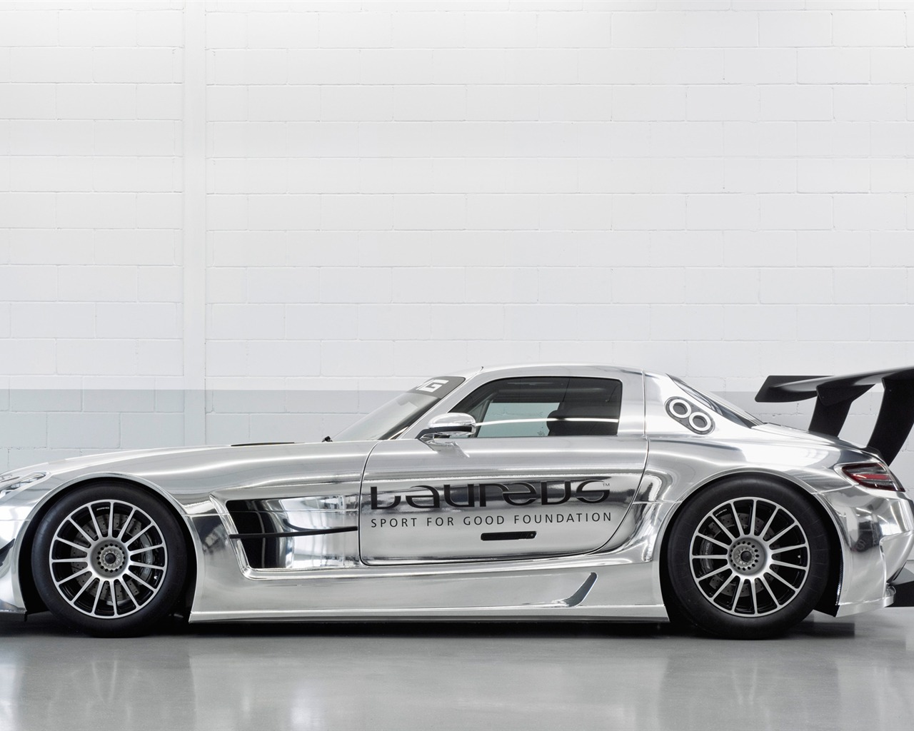 Mercedes-Benz SLS AMG GT3 - 2010 奔驰4 - 1280x1024