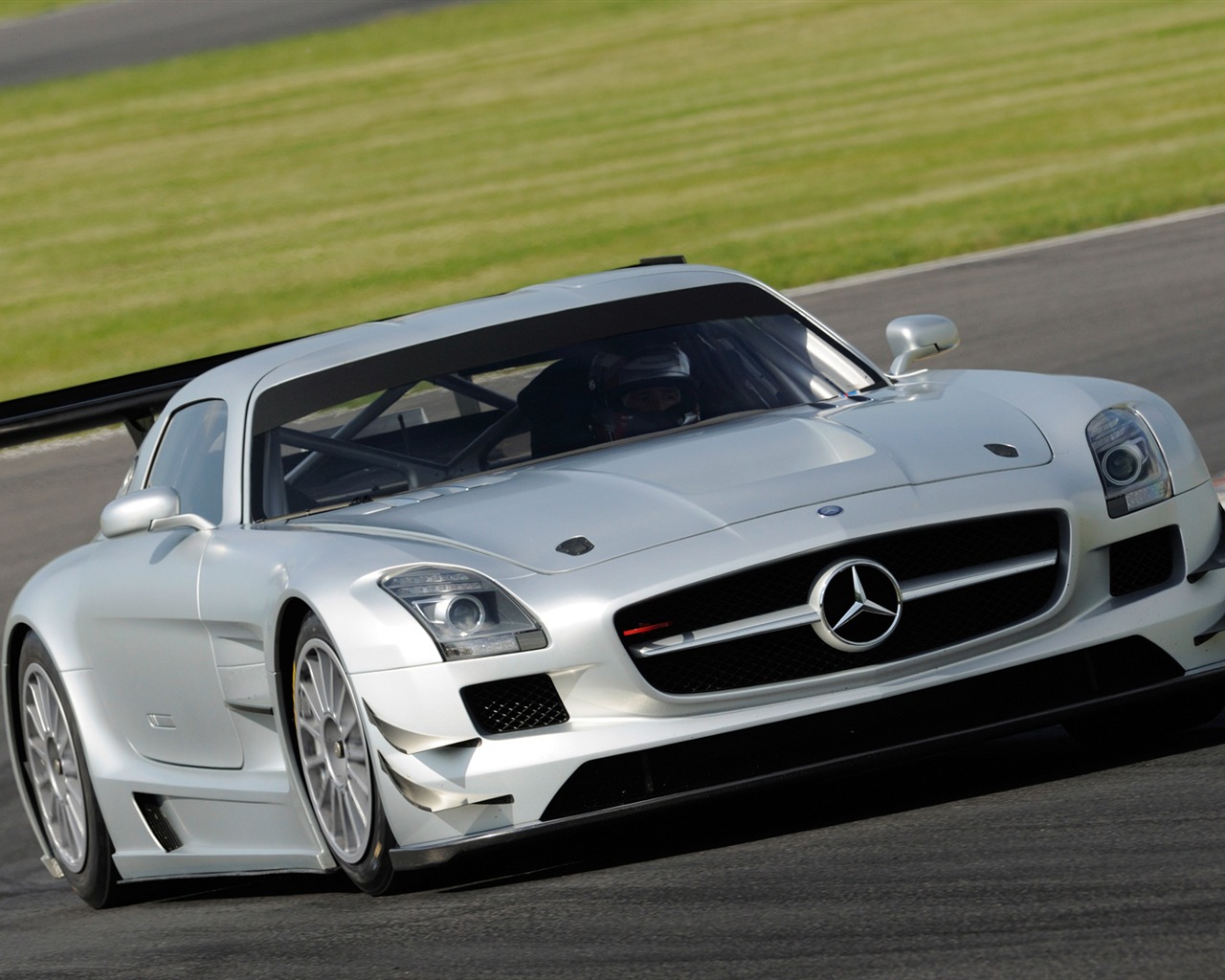 Mercedes-Benz SLS AMG GT3 - 2010 奔驰9 - 1280x1024