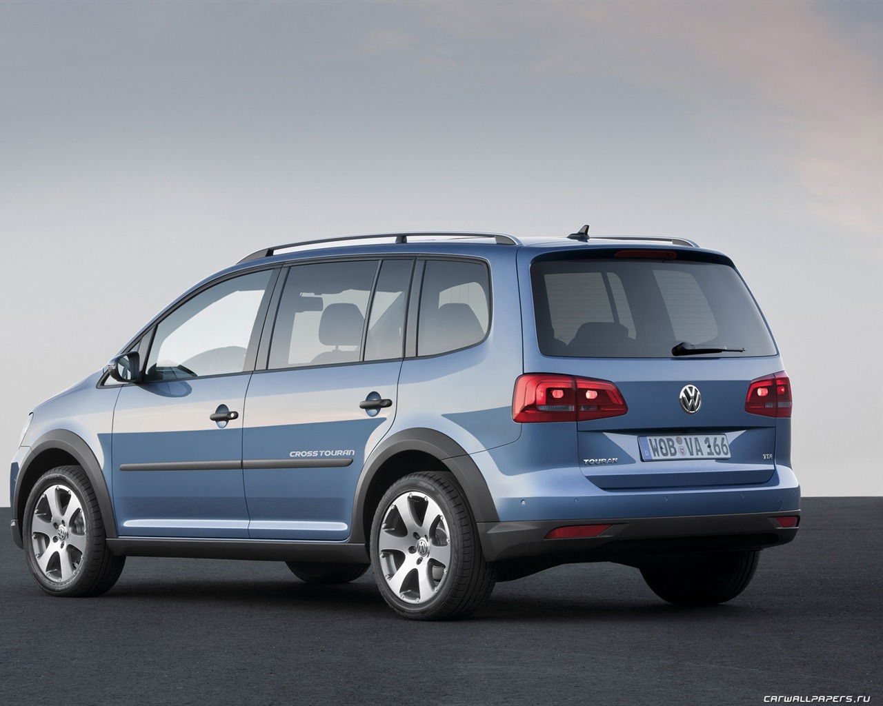 Volkswagen CrossTouran - 2010 fonds d'écran HD #7 - 1280x1024