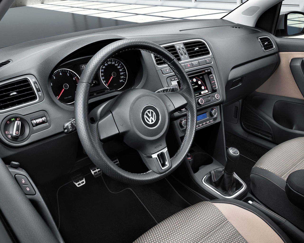 Volkswagen CrossPolo - 2010 HD Wallpaper #7 - 1280x1024