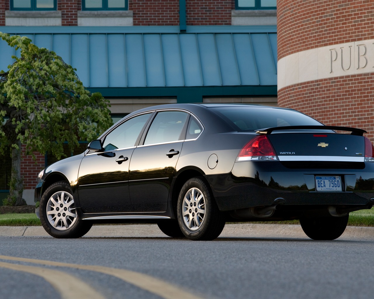 Chevrolet Impala Police Vehicle - 2011 HD wallpaper #9 - 1280x1024