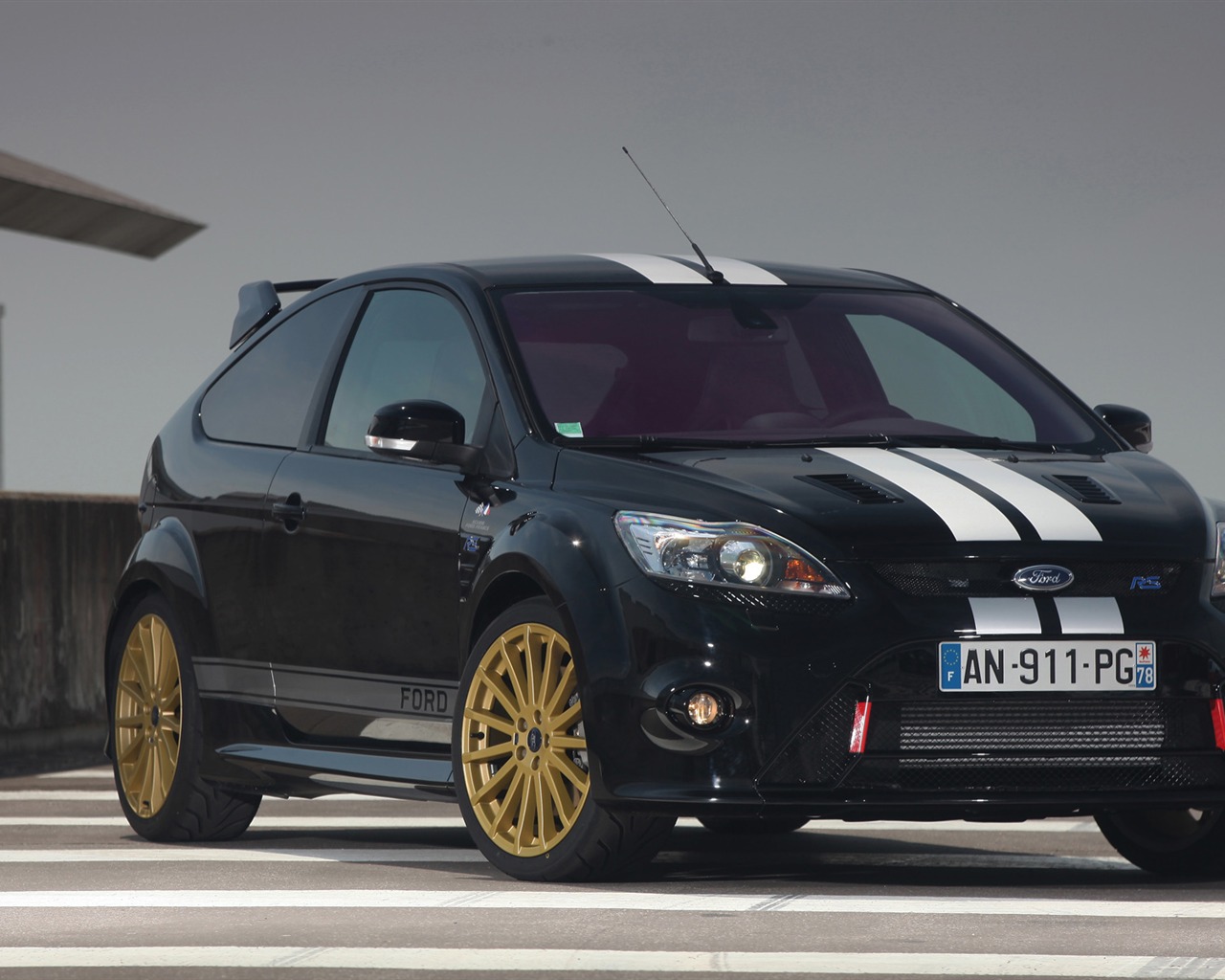 Ford Focus RS Le Mans Classic - 2010 HD wallpaper #2 - 1280x1024