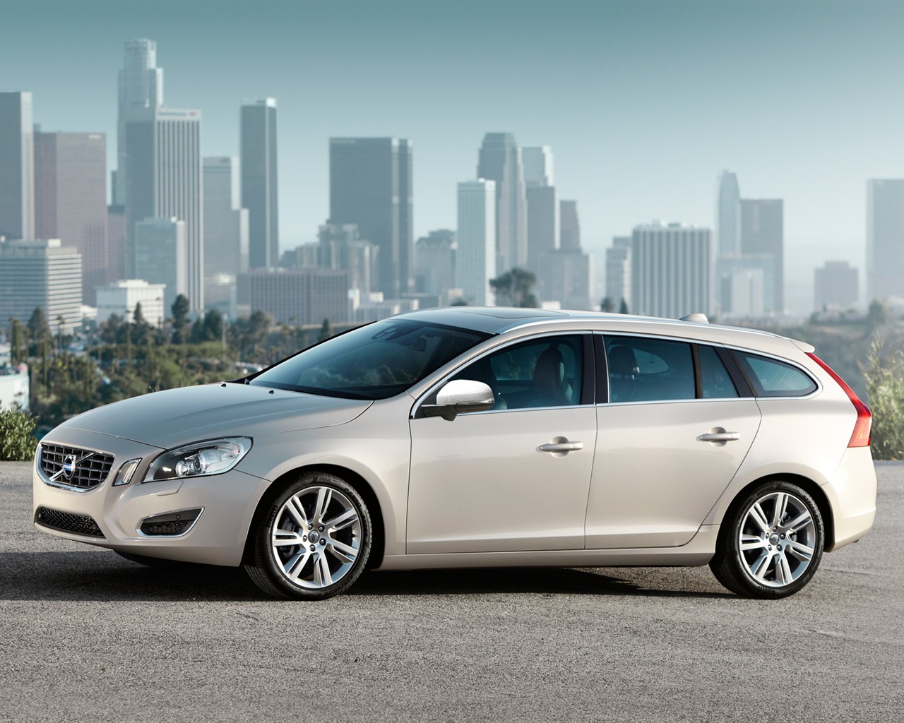 Volvo V60 - 2010 沃爾沃 #1 - 1280x1024