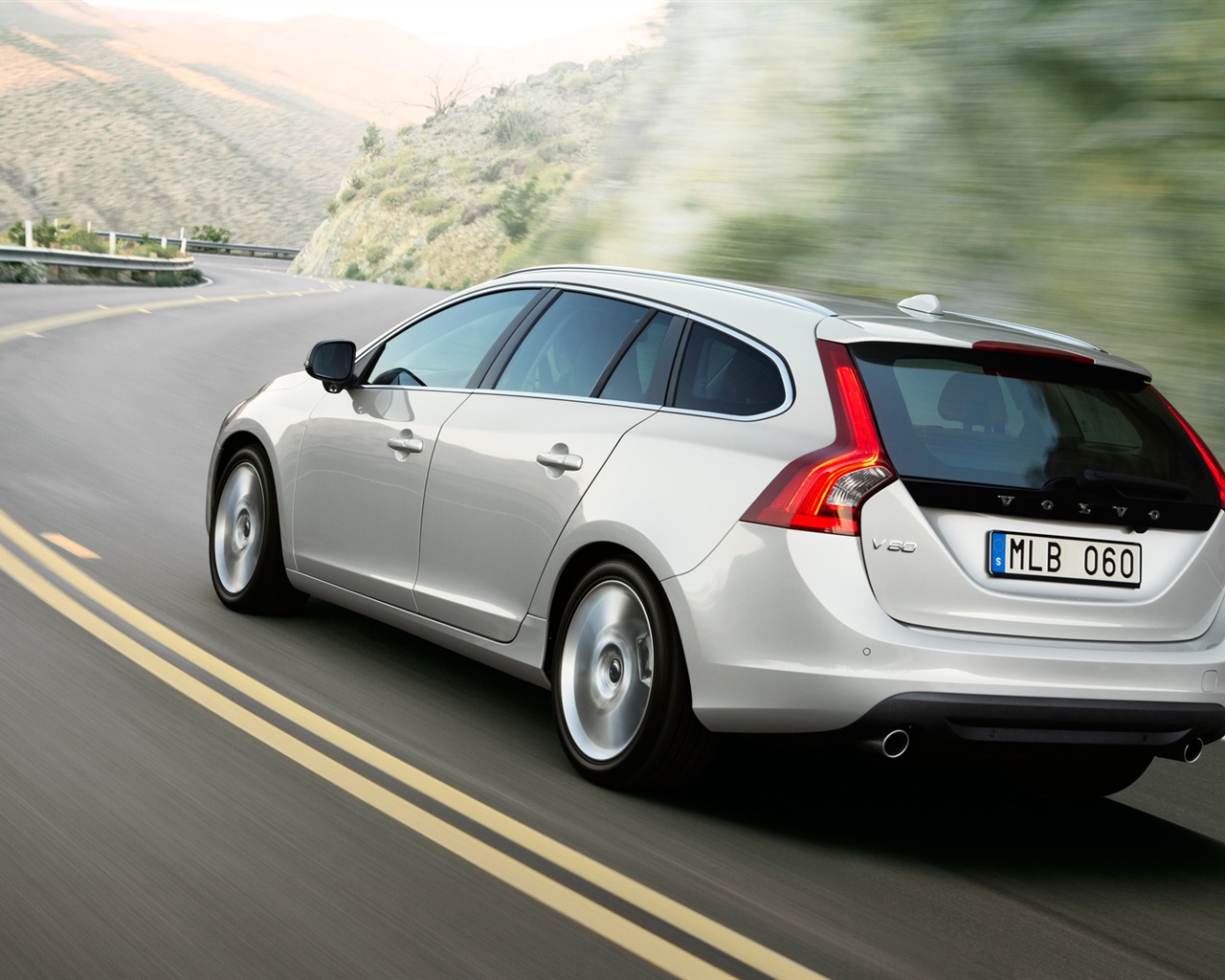 Volvo V60 - 2010 HD tapetu #17 - 1280x1024