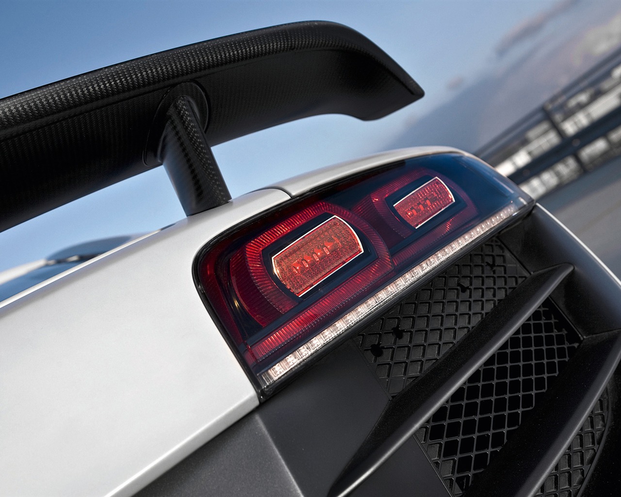 Audi R8 GT - 2010 HD tapetu #6 - 1280x1024