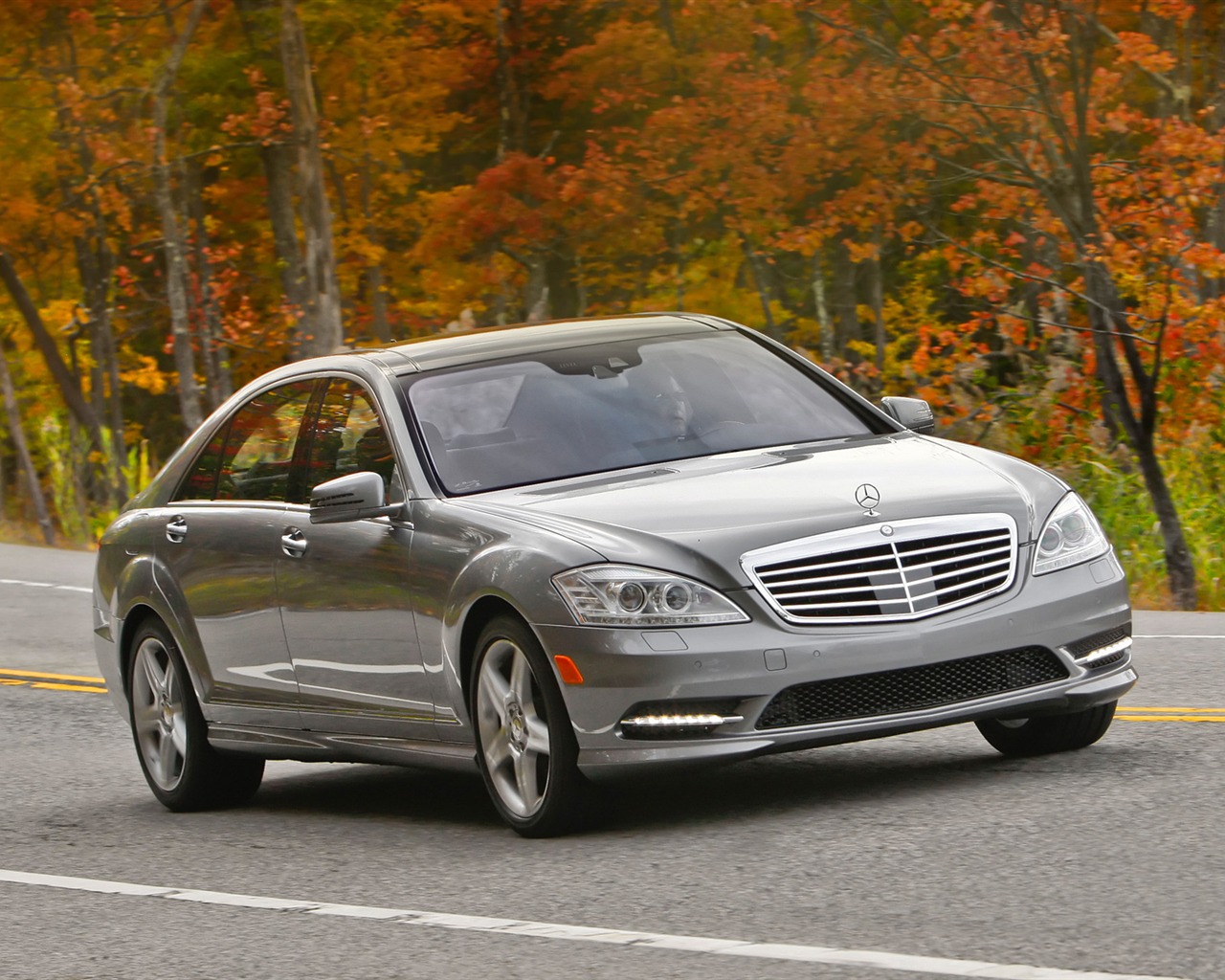 Mercedes-Benz S550 - 2010 HD wallpaper #11 - 1280x1024