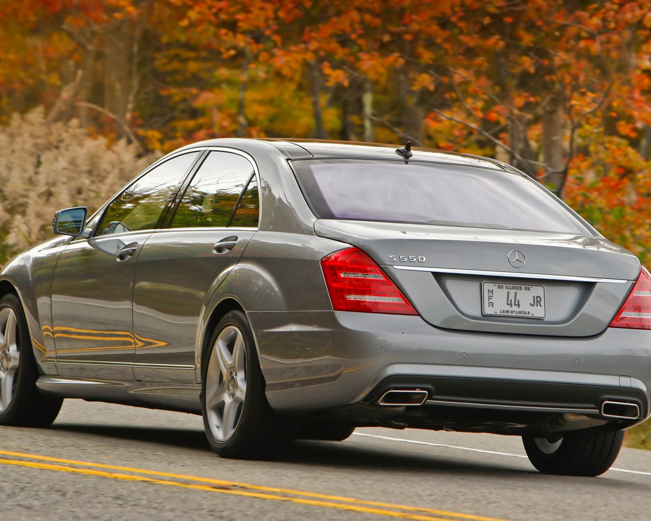 Mercedes-Benz S550 - 2010 HD wallpaper #13 - 1280x1024