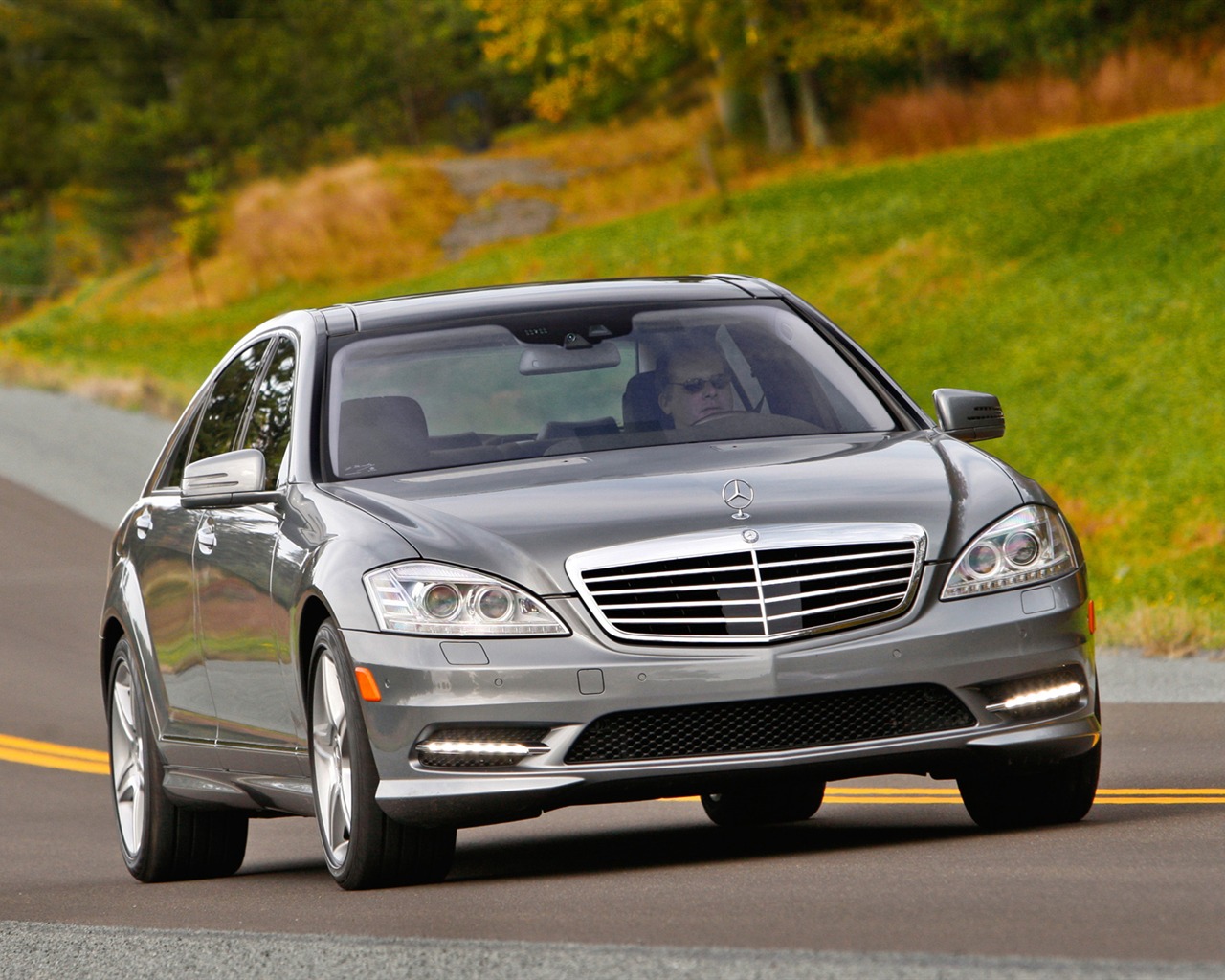 Mercedes-Benz S550 - 2010 HD wallpaper #16 - 1280x1024
