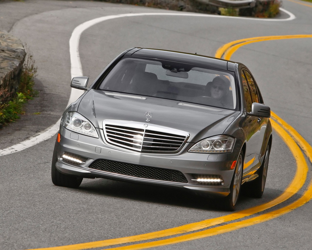 Mercedes-Benz S550 - 2010 HD tapetu #18 - 1280x1024