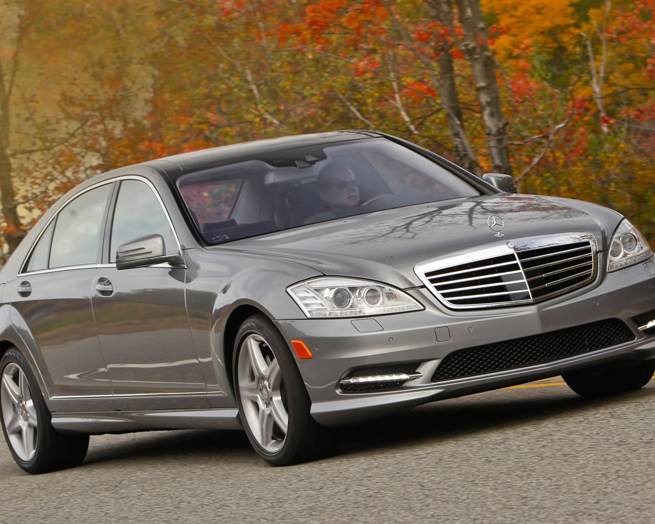 Mercedes-Benz S550 - 2010 HD wallpaper #21 - 1280x1024