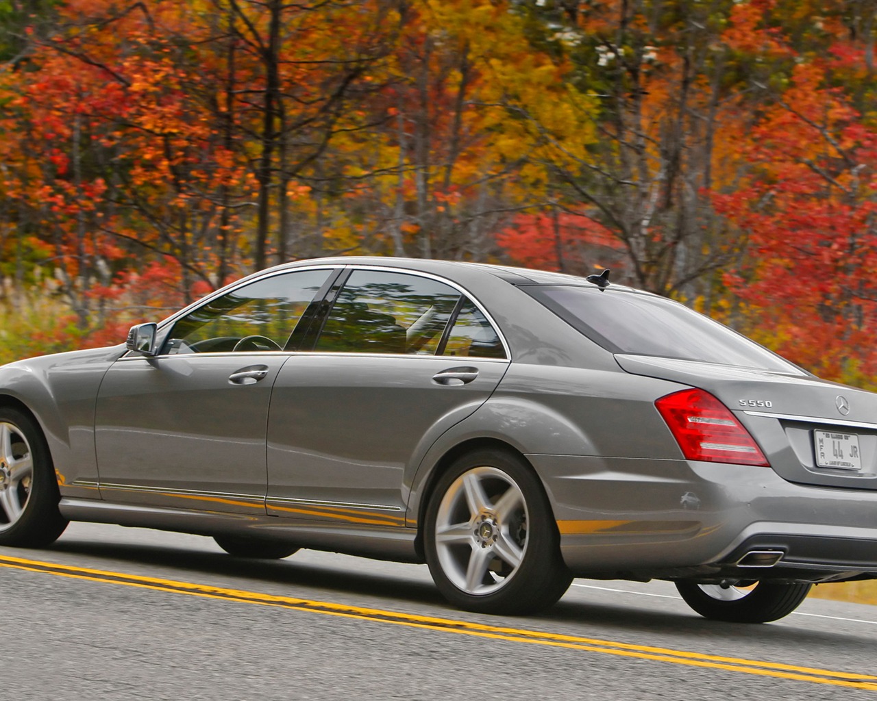 Mercedes-Benz S550 - 2010 fonds d'écran HD #22 - 1280x1024