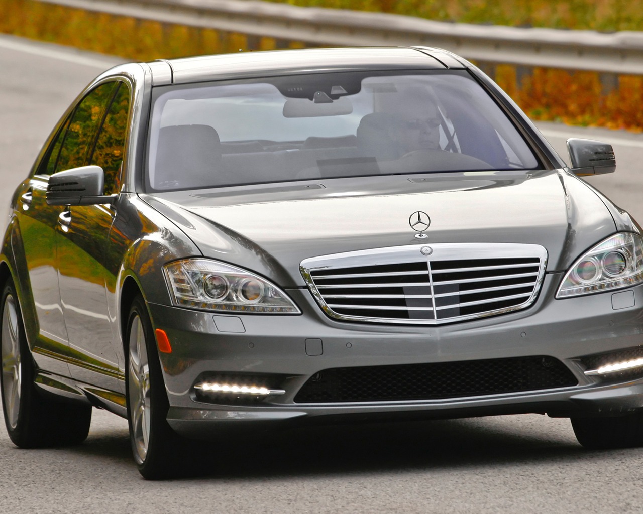 Mercedes-Benz S550 - 2010 HD wallpaper #24 - 1280x1024